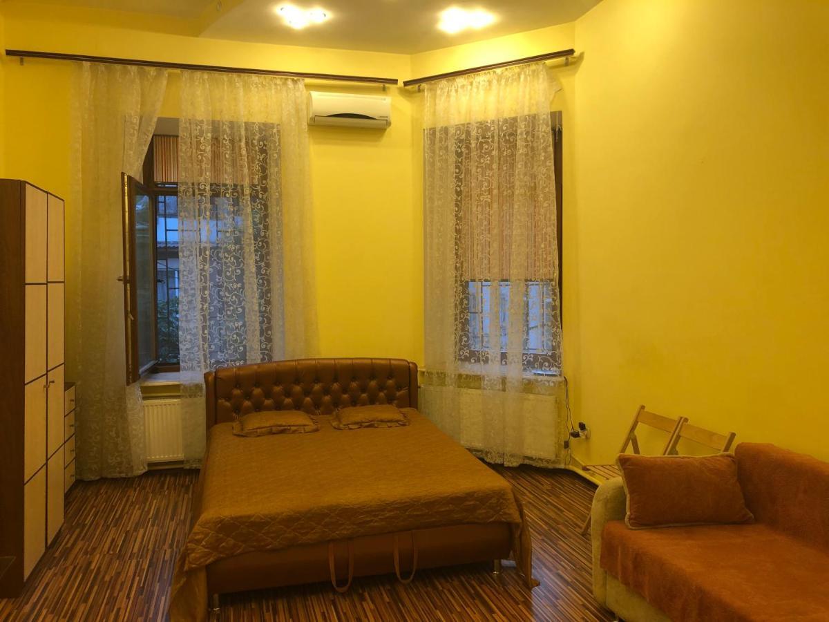 Комната На Базарной Odessa Exterior foto